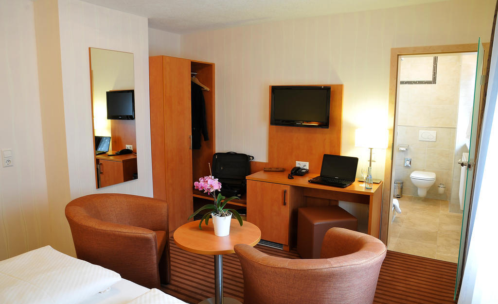 Hotel Nothwang Sindringen Buitenkant foto